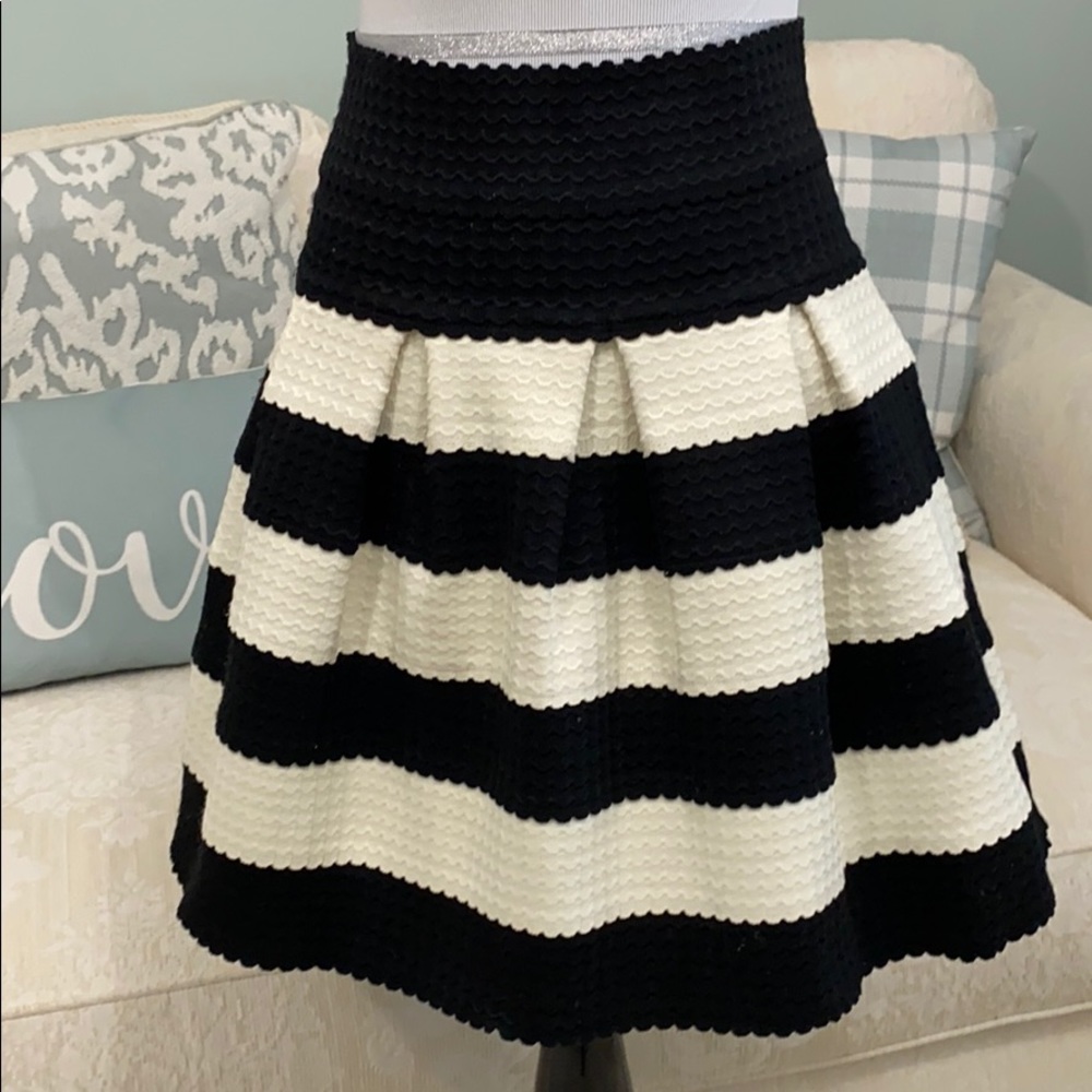 Anthro Girls From Savoy Black/Cream Striped Skirt - Picture 3 of 8
